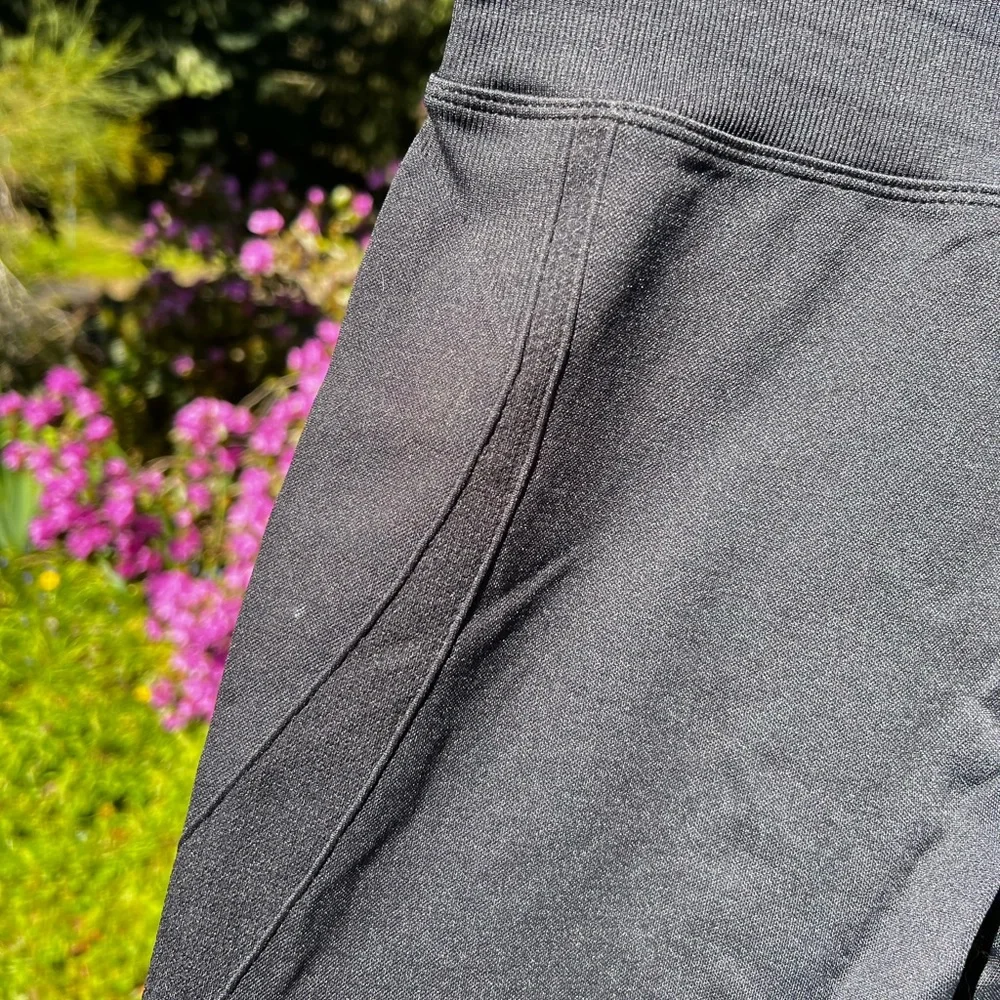 Amazon Body Sculpting Compression Shorts - Picture 4 of 5